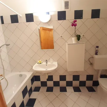 Apartment Thermal Garden *